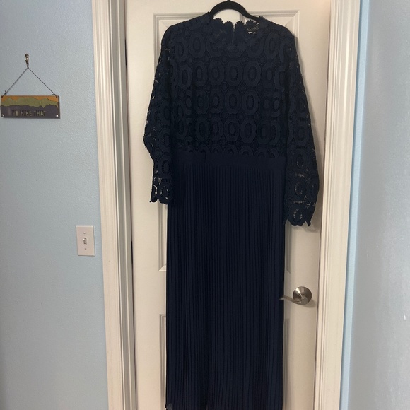 Navy blue lace Eloquii dress - Picture 1 of 3